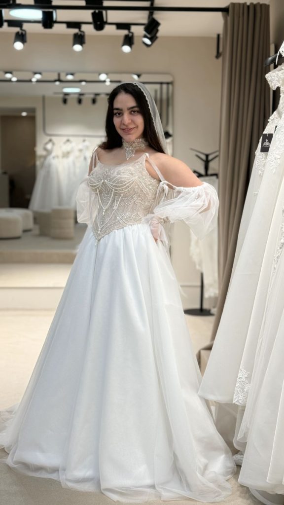 لباس عروس مدل گلریز