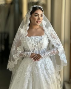 مدل لباس عروس هلیا